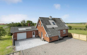Nice Home In Thyholm With Wifi